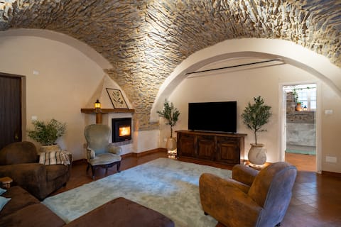 400sqm garden+bbq/ponds for swim/20min of thebeach