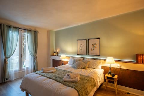 400sqm garden+bbq/ponds for swim/20min of thebeach