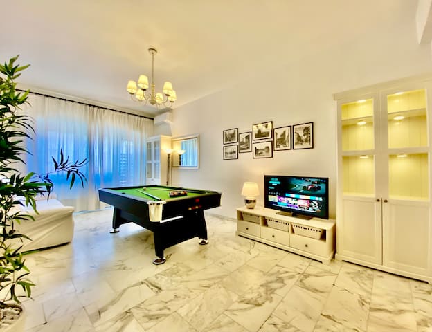 Elegant, 130mq, Vatican, Metro, Pool table & Golf