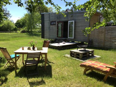 Tiny House 1: Your Little Empire