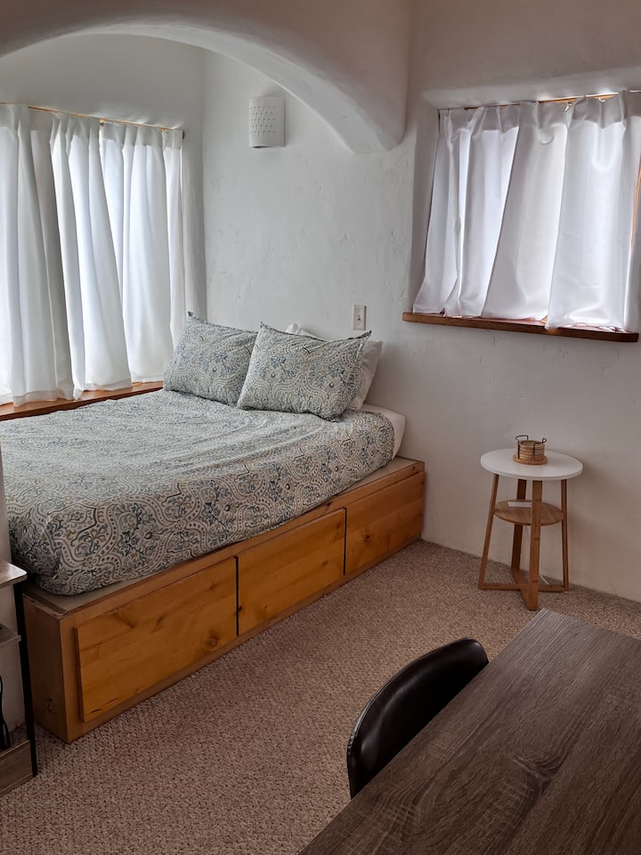 Chumba cha kulala - Kitanda Kamili kwenye Ghorofa ya Juu