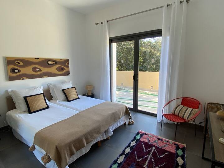 غرفة النوم 2