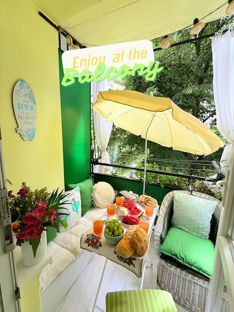 Riverside near Center - Free Parking - Balcony