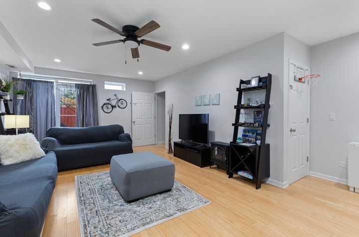 Chicago Addison St. 1 Bed/1 Bath Condo, Garden Lvl - Melrose Park