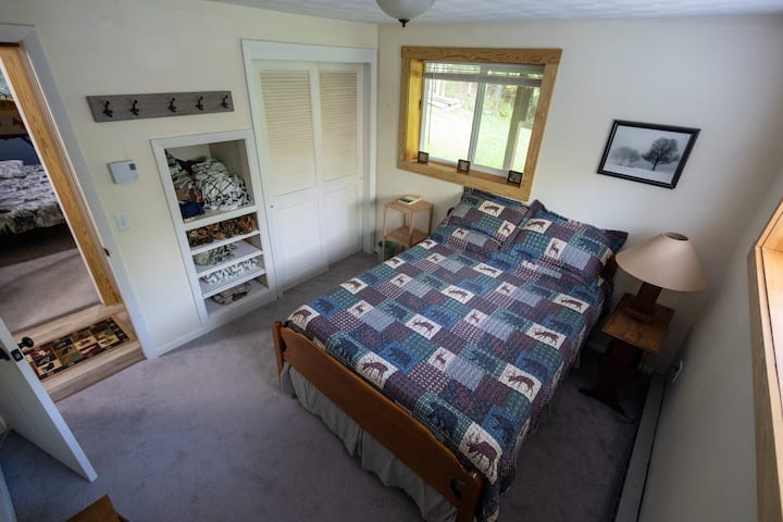 საძინებელი 2