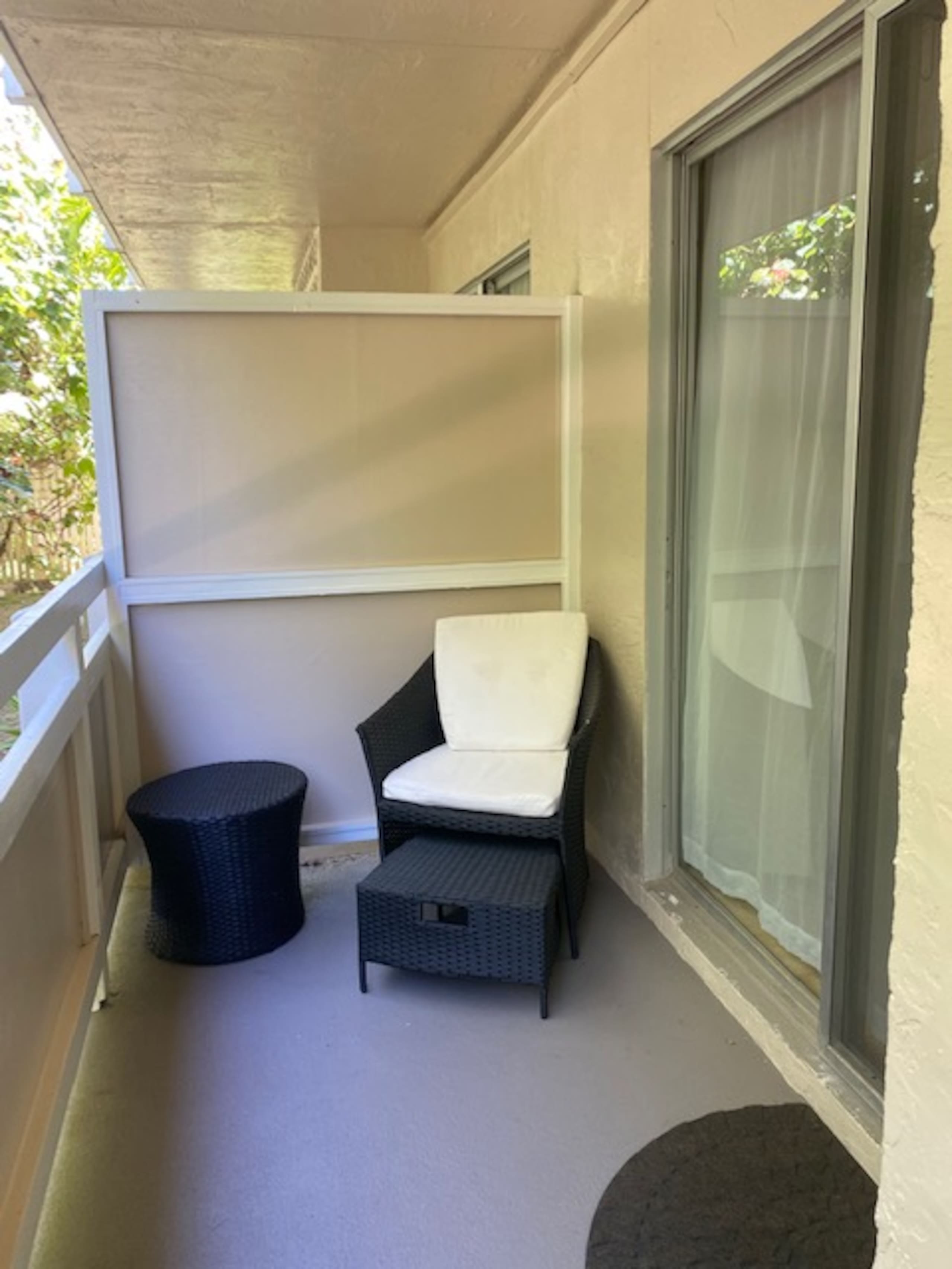 Kapa’a Condo W/ free parking + A/C - Image 9