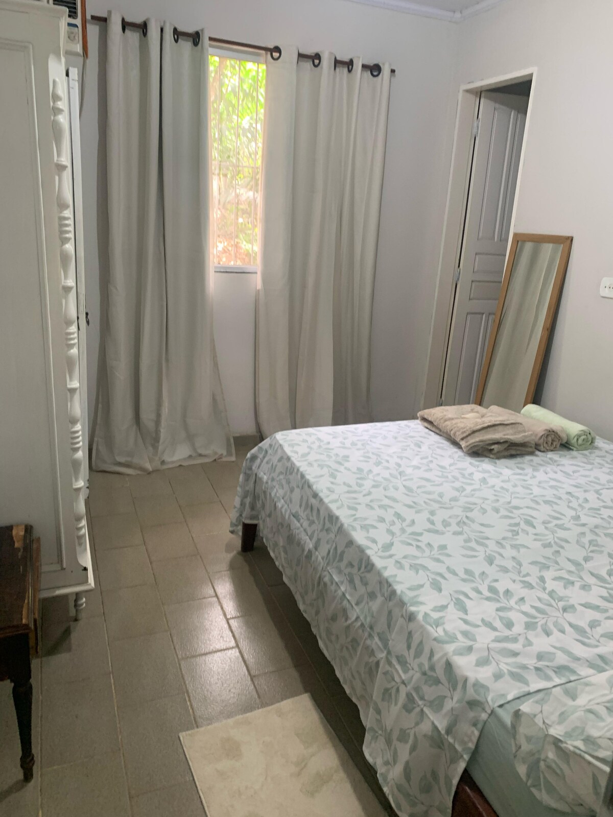 Дупли кревет, соба со бања. Апартман.