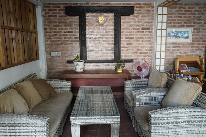 Pomelo Tree Room