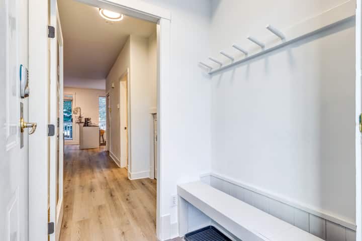 Whistler Village-great Location-free Parking - Whistler