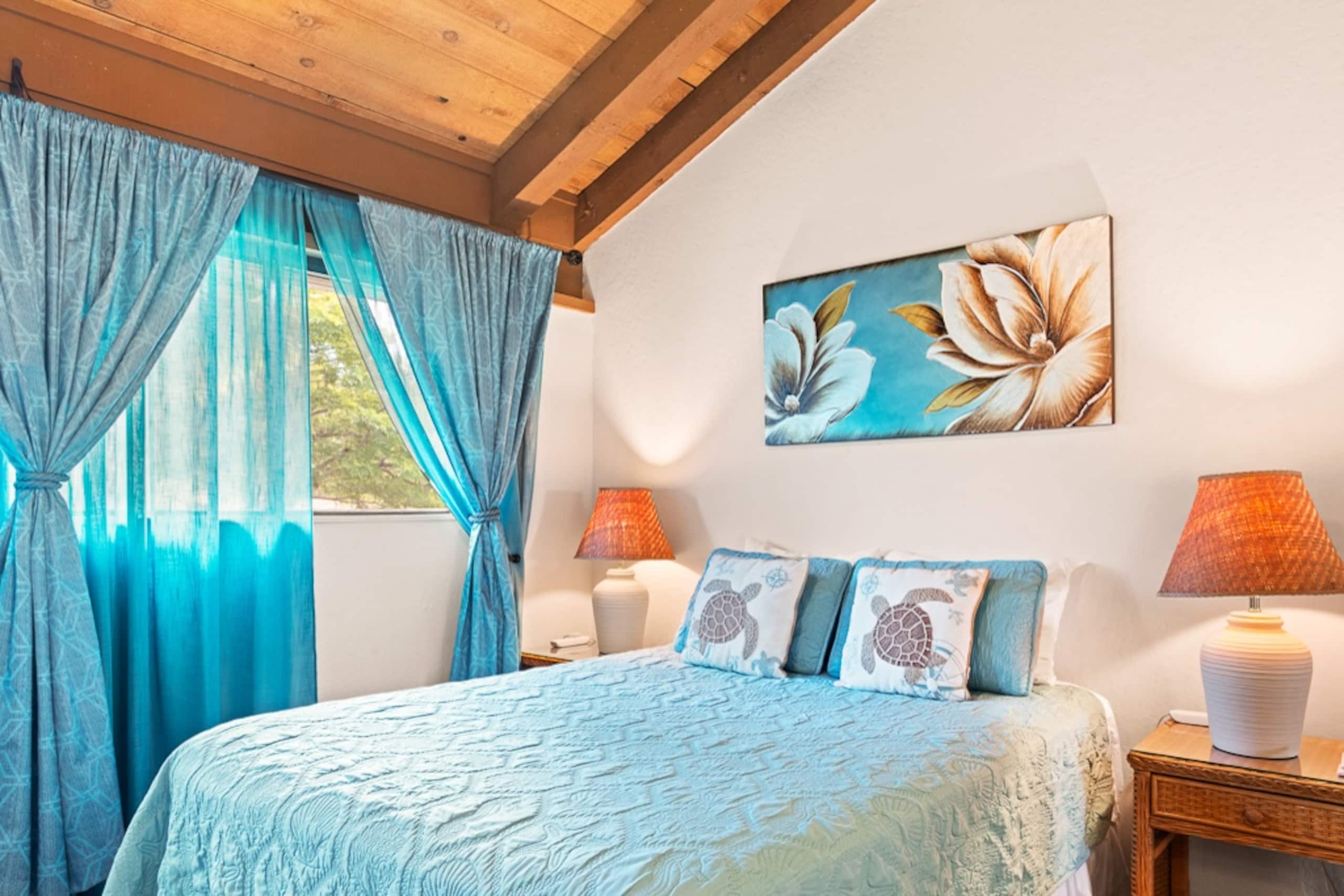 King size bed, heated pools & spas, ocean views - Photo 13