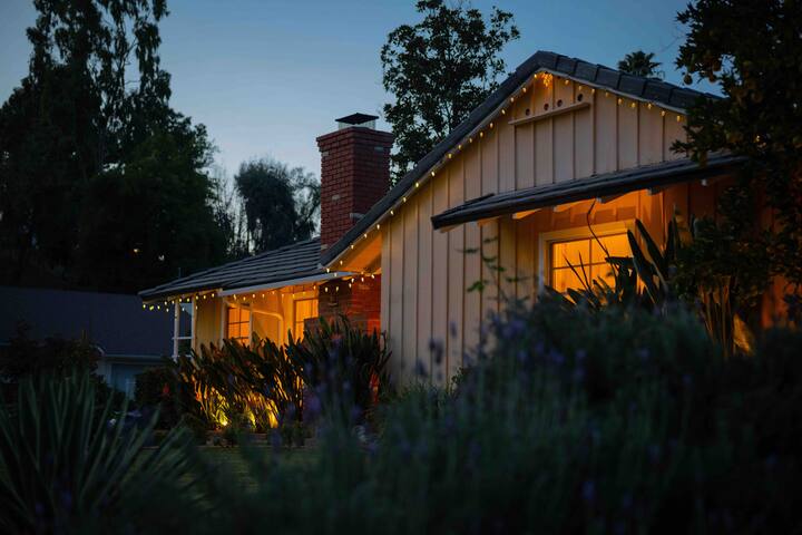 Private oasis, pool jacuzzi under the stars gallery image 5