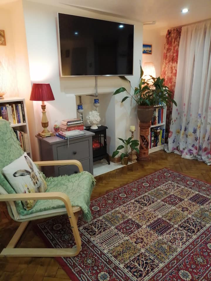 Charming Studio Flat In Laurie Lee's Birth Place - Cotswolds