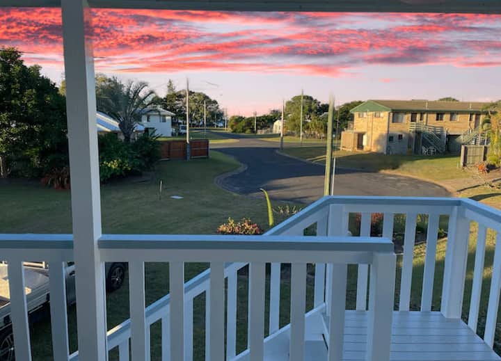 Sea Forever Beach House -170m From The Beach - Woodgate