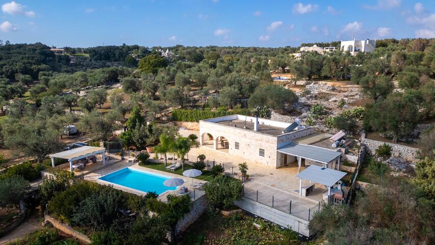 Villa Chiara, charming villa with pool in Puglia