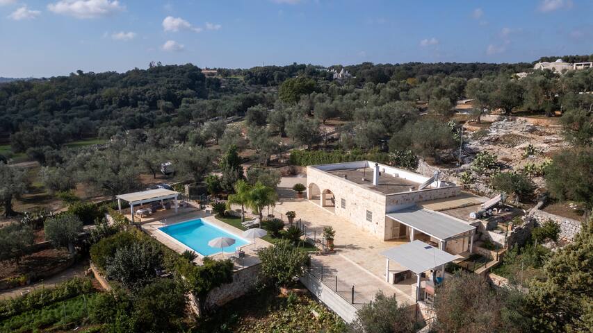 Villa Chiara, charming villa with pool in Puglia gallery image 2