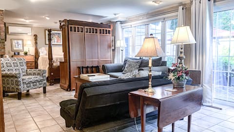 Private Studio Apartment; Kitchen; Fully Furnished