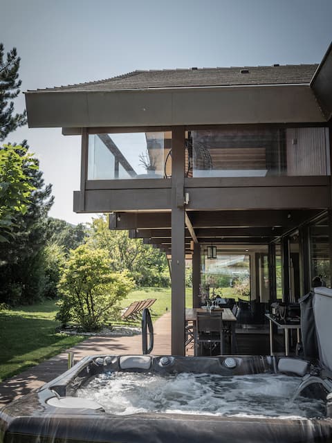 VenezChezVous - Clos des Belhiardes - lake & hot tub