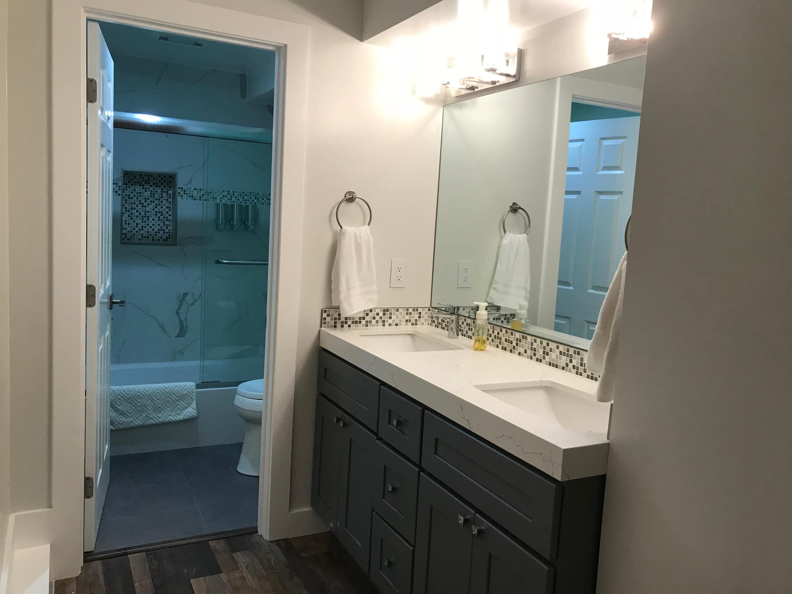 3BR 2BA no kitchen, $25/day parking option (<16ft) - Image 19