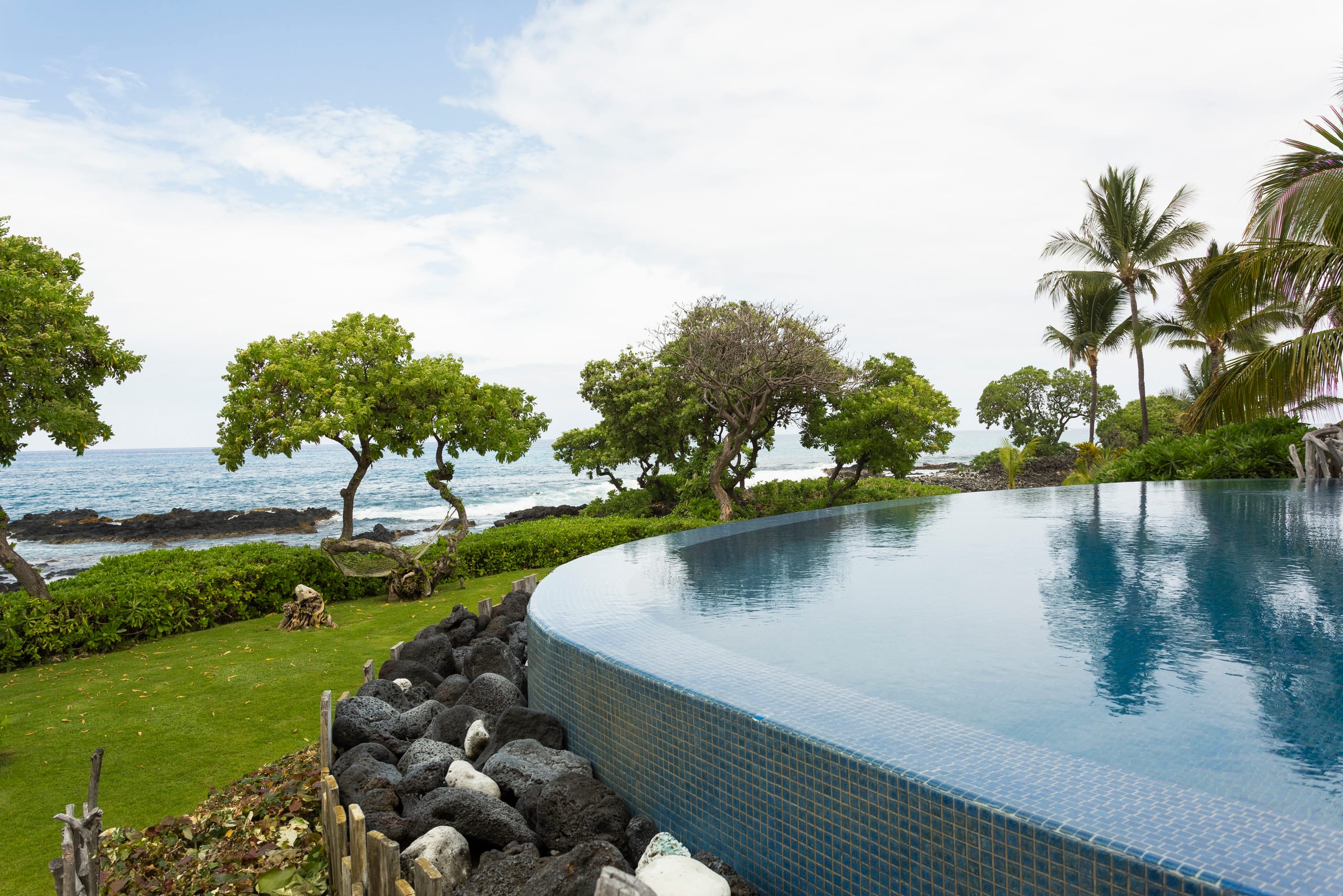Villa in Kailua-Kona · ★4.96 · 4 bedrooms · 5 beds · 4 baths - Image 73