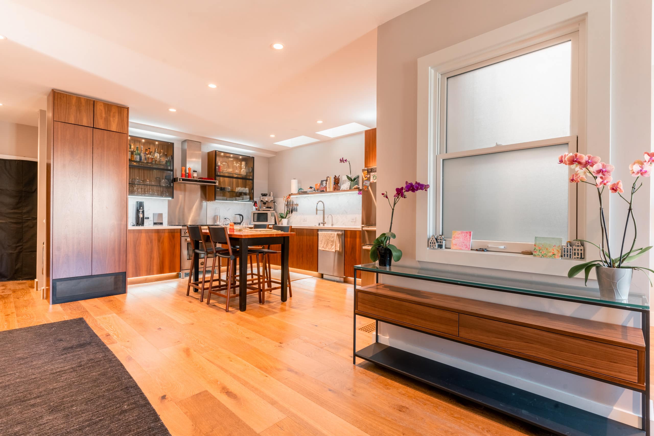 Home in San Francisco · ★4.88 · 1 bedroom · 1 bed · 1 bath - Image 12