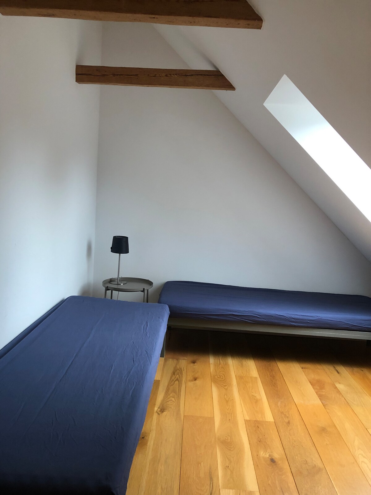 Schlafzimmer 4