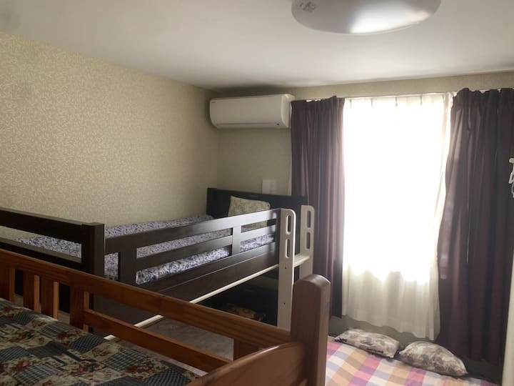 საძინებელი 1