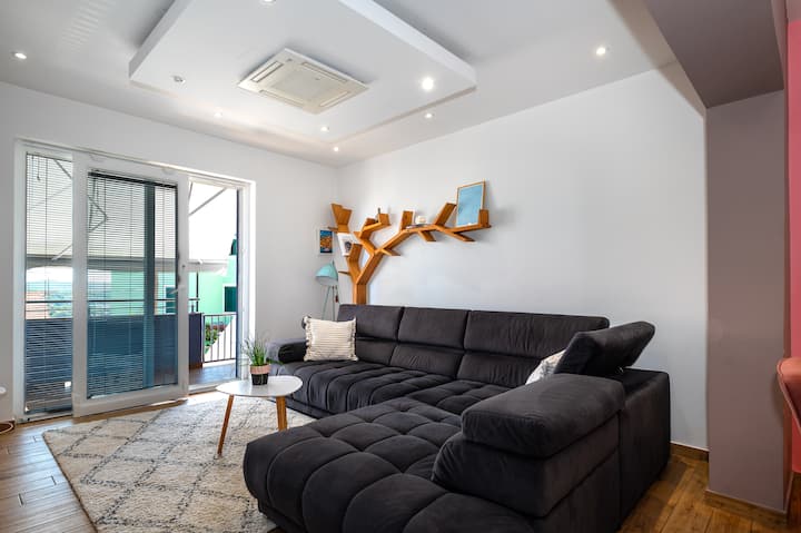 New 4 Star- Apartment For 5 With Parking+ Pool - Šibenik