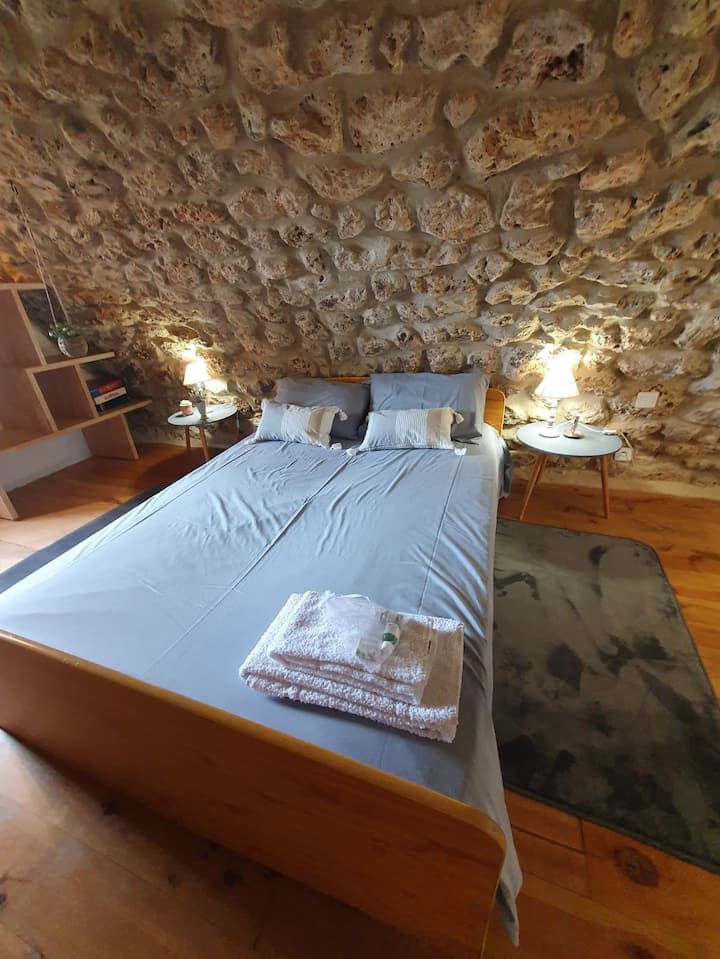 საძინებელი 1