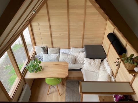 Propriété Airbnb réussie: Tiny House near Paris, Cute Chalet for 2 or 4 à Nanterre