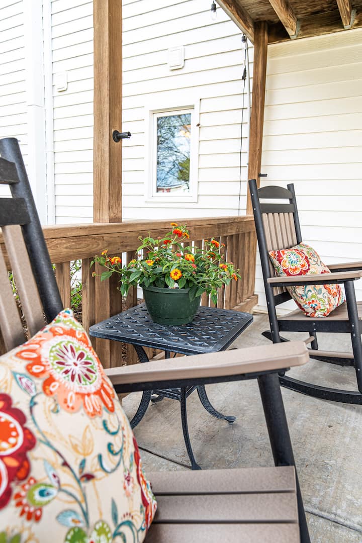 The Gathering Place Hutchinson 6BR 4Bath