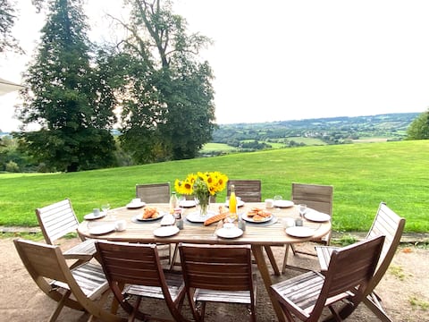 The Pressoir du Château de Neuville-Vue pano-10p