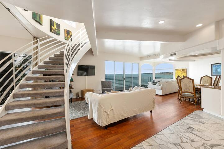 Ocean Front Villa La Jolla gallery image 3