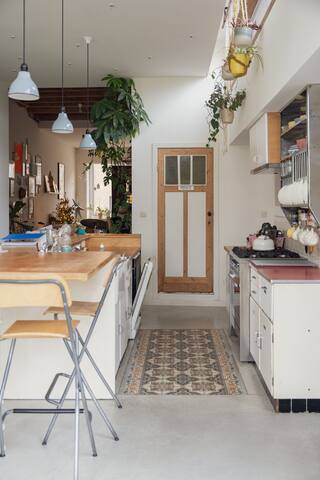 Welcome in our beautiful home in Ghent gallery image 5