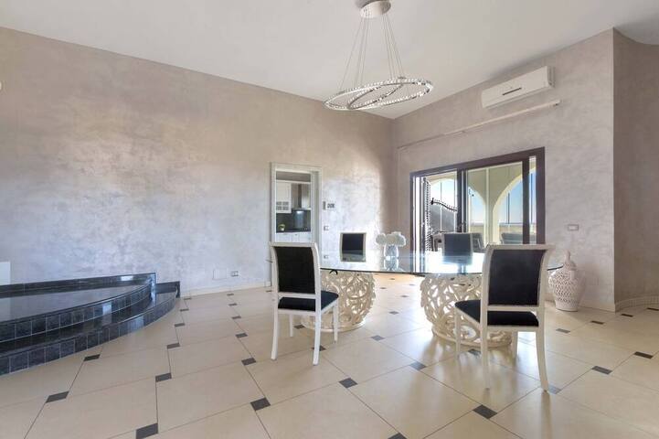 Villa Montecarlo vista mare gallery image 4