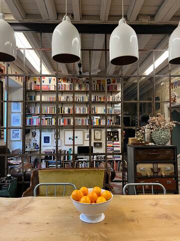 Design apartment in Milano downtown gallery image 4