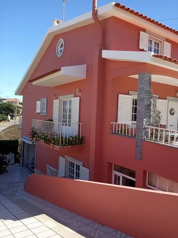 Ericeira Portugal Villa with Pool 111 gallery image 3