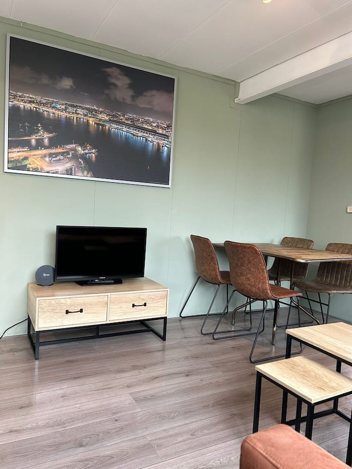 Appartement Met Gratis Parking 20 Min To Amsterdam - ヒルフェルスム