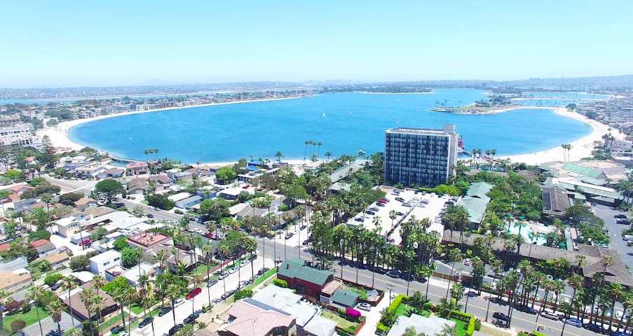 Bay/Beach Resort House