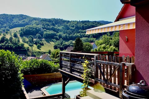 Large two-family house, beautiful view, swimming pool