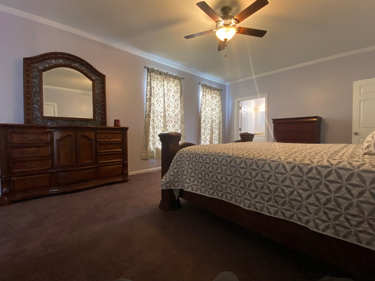 საძინებელი 1