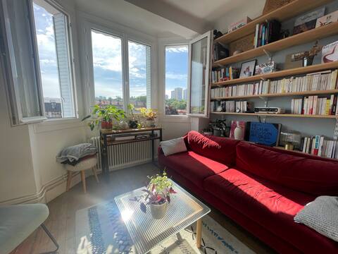 Top performing Airbnb: 3 ROOMS QUIET AND SUNNY NEAR PARIS in Le Pré Saint Gervais