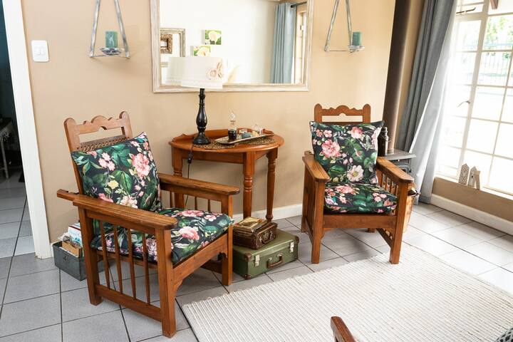 The Family Suite @Honeysuckle With Free Breakfast! - Clarens