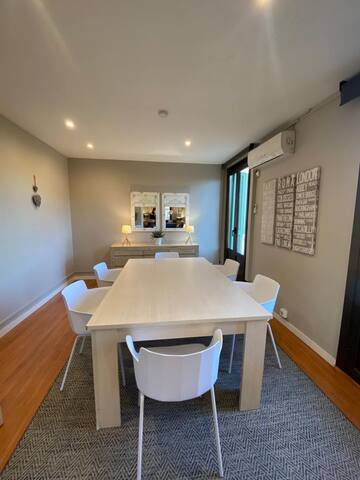 Family Apartment 10 pax centro de Barcelona gallery image 5