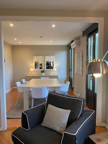 Family Apartment 10 pax centro de Barcelona gallery image 4