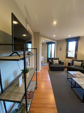 Family Apartment 10 pax centro de Barcelona gallery image 3