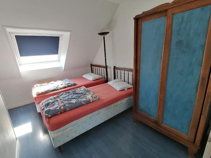 ห้องพักพร้อมเตียงเดี่ยว 2 เตียง