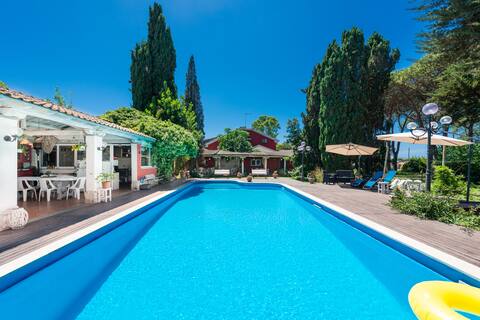 Intera villa privata