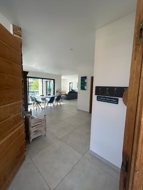 VILLA 8 People 1500 m2 plot fully enclosed