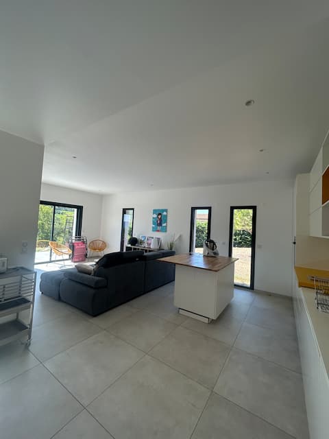 VILLA 8/10 people. Above Ground Pool
with a view