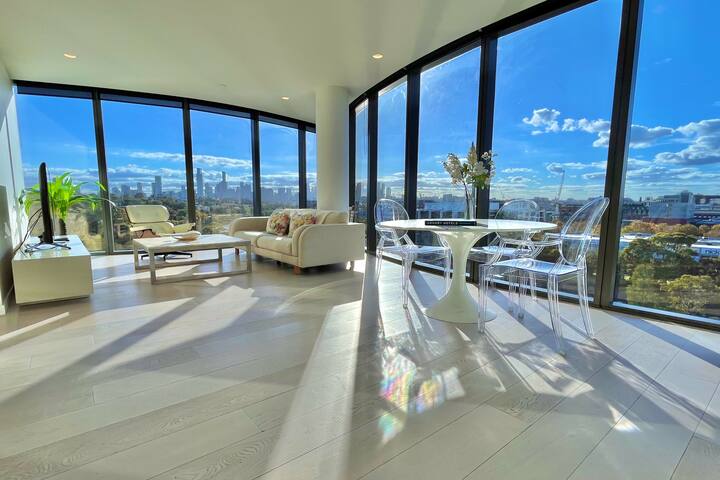 STUNNING LUXURY SOUTH YARRA